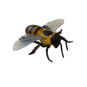 Safari LTD Honey Bee Incredible Creatures Figure